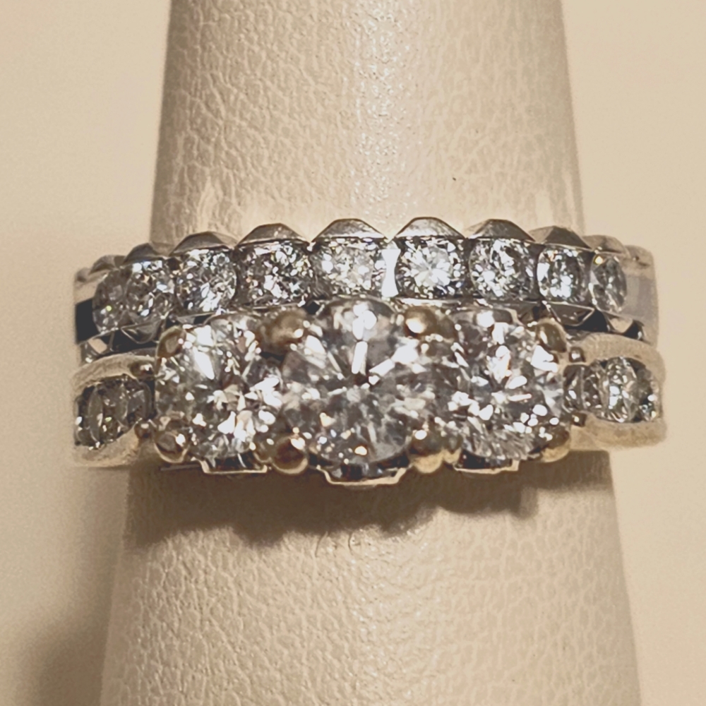 14kt Gold and White Diamond set